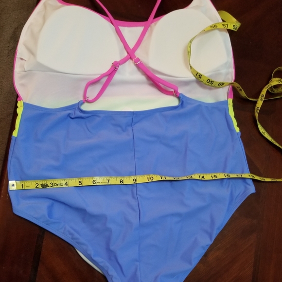 XXL 1 pc backless bathing suit - Picture 8 of 11